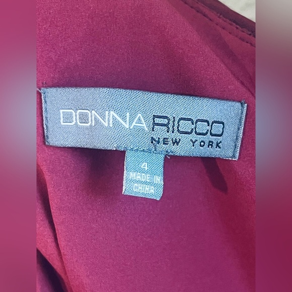 Donna Ricco women’s dress size 4 in a burgundy color good condition - Picture 5 of 7
